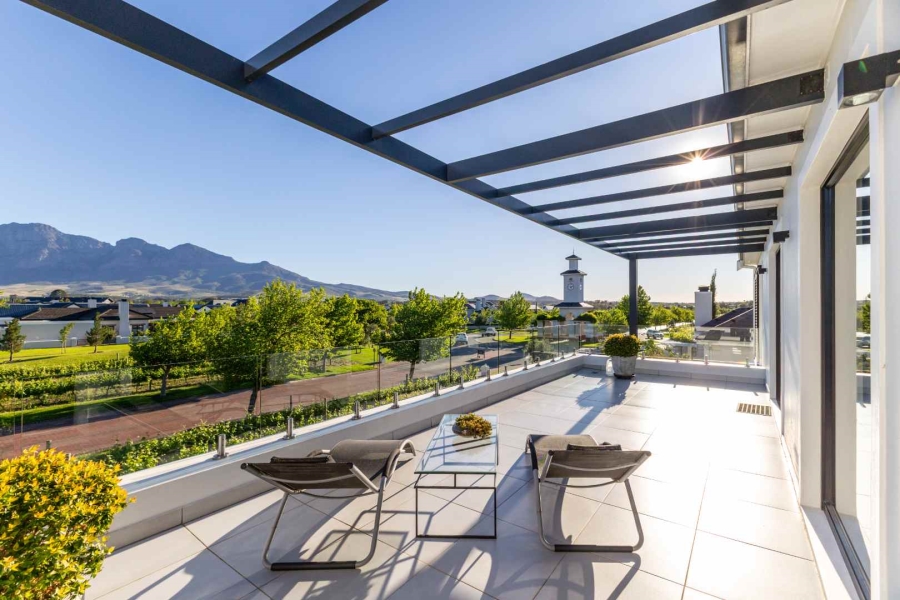 3 Bedroom Property for Sale in Val De Vie Estate Western Cape